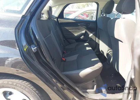 2012 Ford Focus S z USA, uszkodzony, nr VIN 1FAHP3E24CL466324